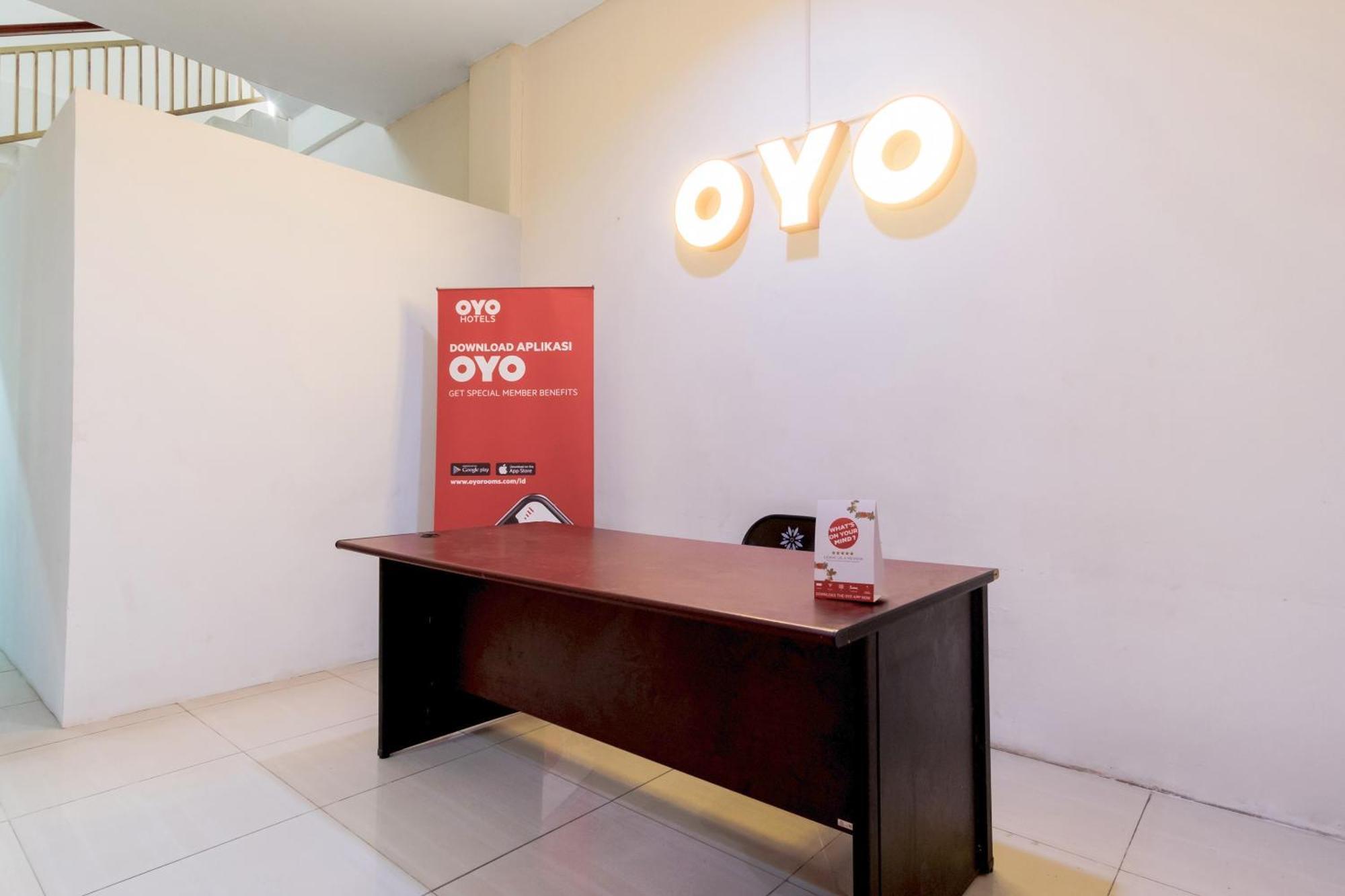Oyo 622 Bakti Homestay Медан Екстер'єр фото